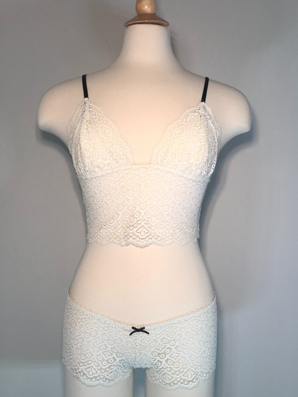 Vintage Kiki De Montparnasse 3Pc Ivory Etoile Lace set